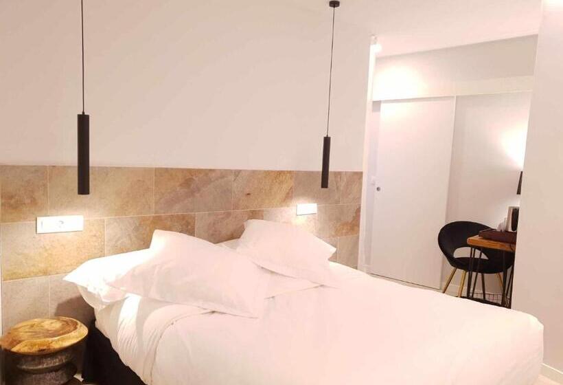 اتاق اکونومی, El Silencio Boutique Room