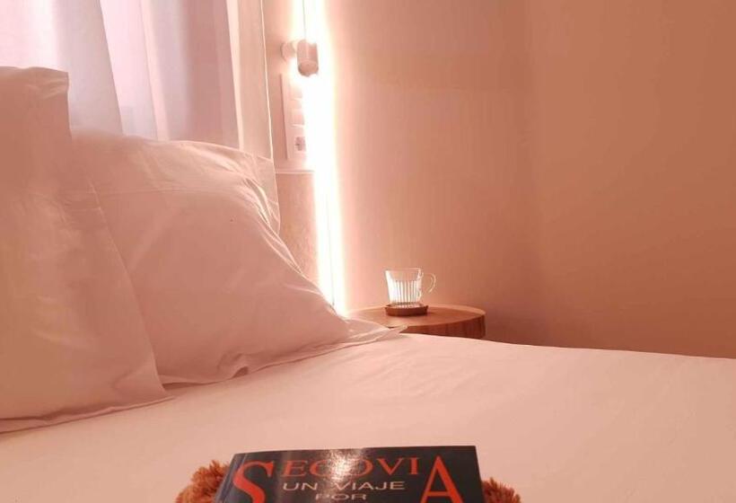 اتاق سوپریور, El Silencio Boutique Room