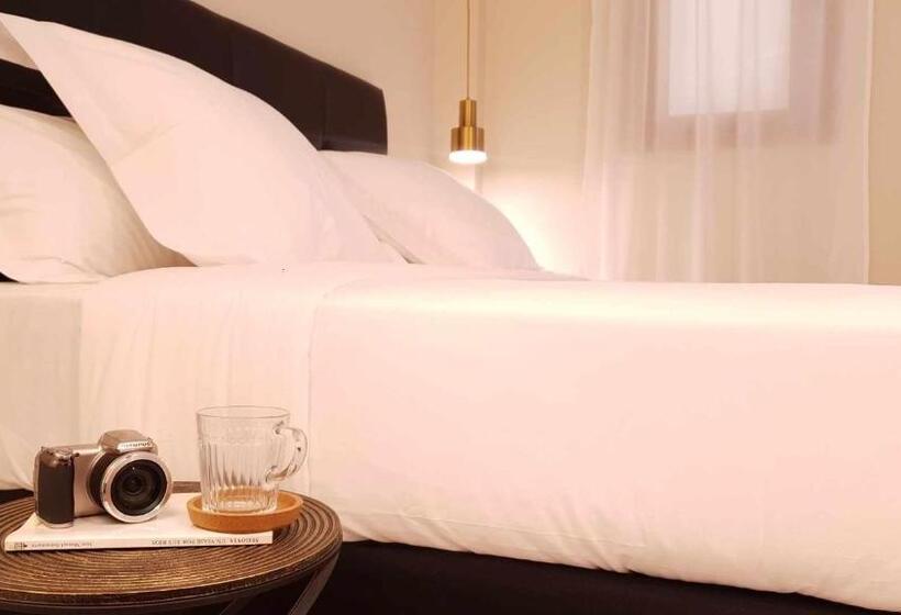 اتاق استاندارد با تخت بزرگ, El Silencio Boutique Room