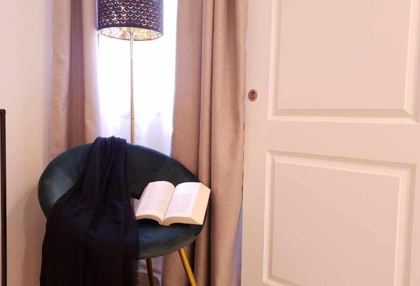 اتاق استاندارد با تخت بزرگ, El Silencio Boutique Room