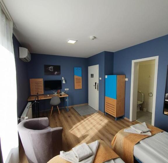 标准间, Pensiunea Urban Point