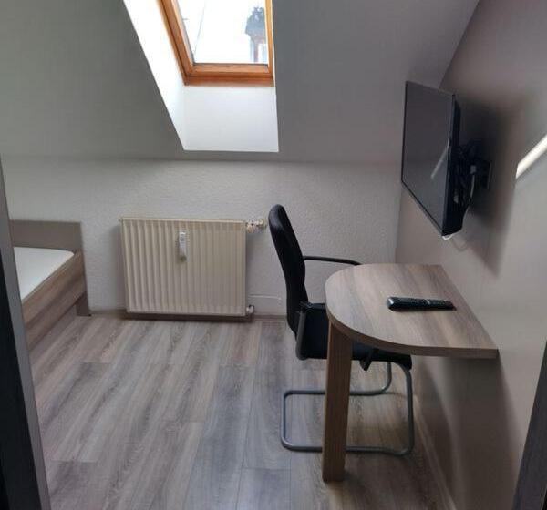 标准单人间共用浴室, Pension Goldenes Vogtland