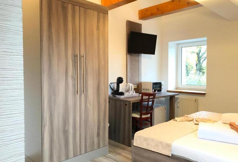 舒适三人间, Pension Goldenes Vogtland