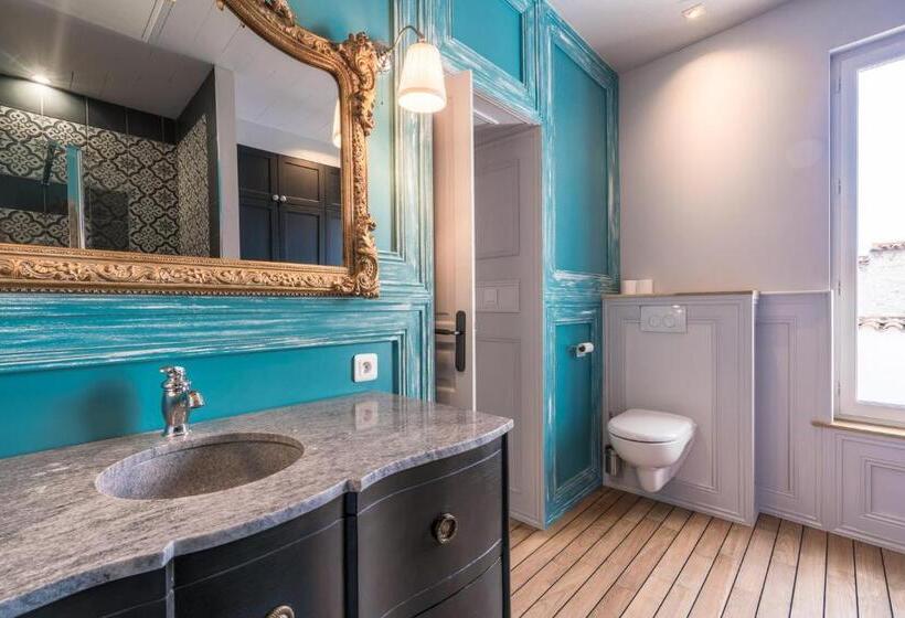 Дом 4 Спальни, La Martinoise Patio