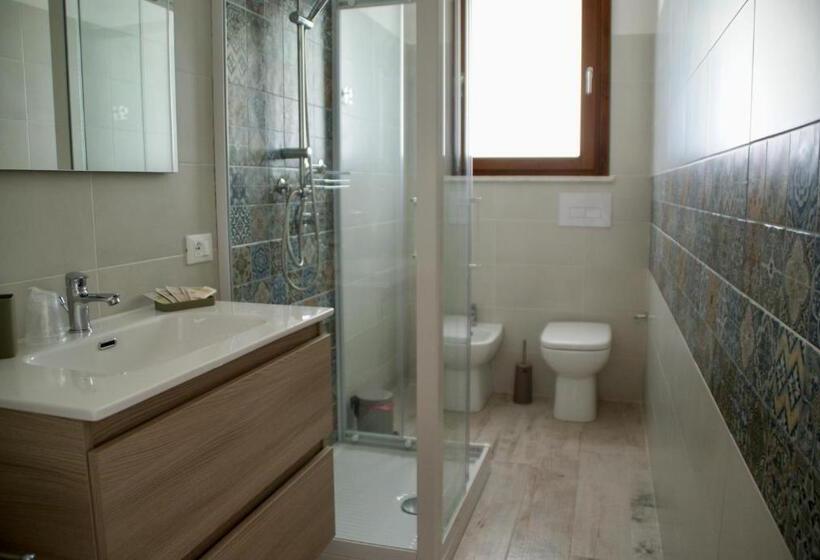 اتاق استاندارد, Stella Fenicia