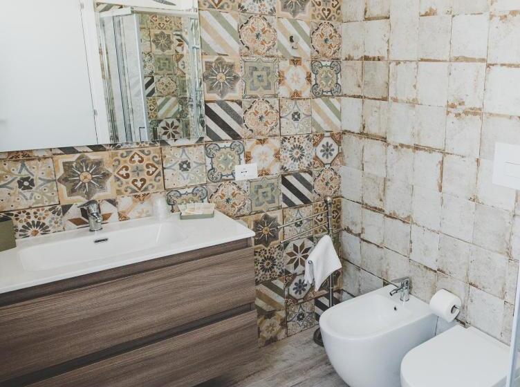 اتاق استاندارد, Stella Fenicia