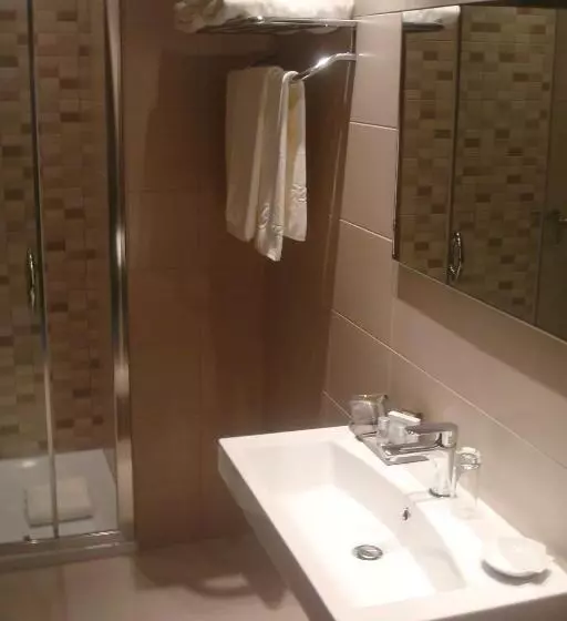 سوییت جونیور, Aegli Hotel Volos