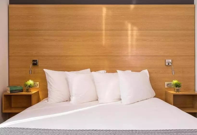 اتاق لوکس, Aegli Hotel Volos