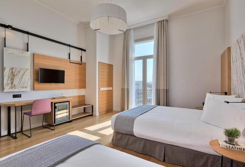 デラックストリプルルーム, Aegli Hotel Volos