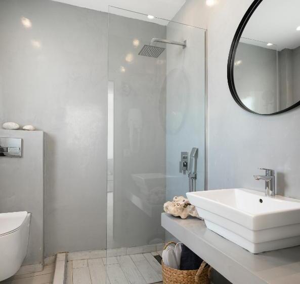 سوییت سوپریور با چشم‌انداز دریا, Arkasa Palace