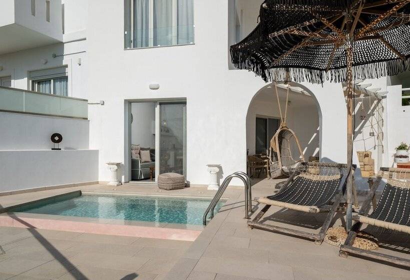 سوئیت پریمیوم با چشم‌انداز دریا, Arkasa Palace