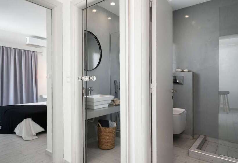 سوییت سوپریور با چشم‌انداز دریا, Arkasa Palace