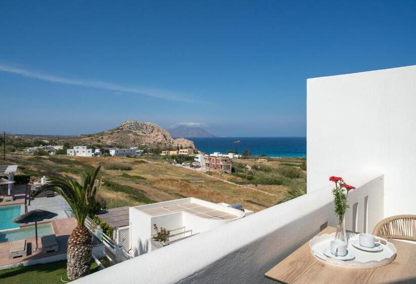 سوییت جونیور با چشم‌انداز دریا, Arkasa Palace