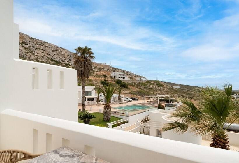 سوییت سوپریور با چشم‌انداز دریا, Arkasa Palace