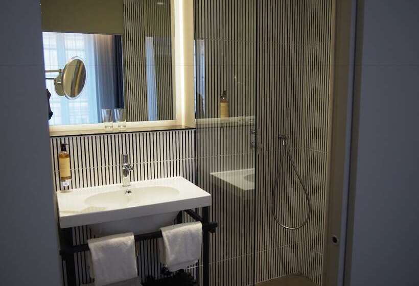 اتاق لوکس با تراس, Best Western Plus Hôtel La Joliette