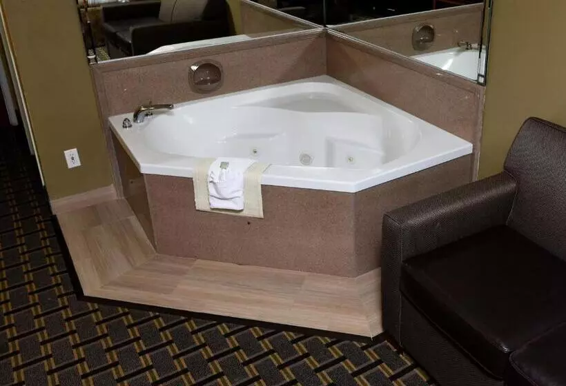 キングサイズベッドのスイートルーム, Best Western Zachary Inn