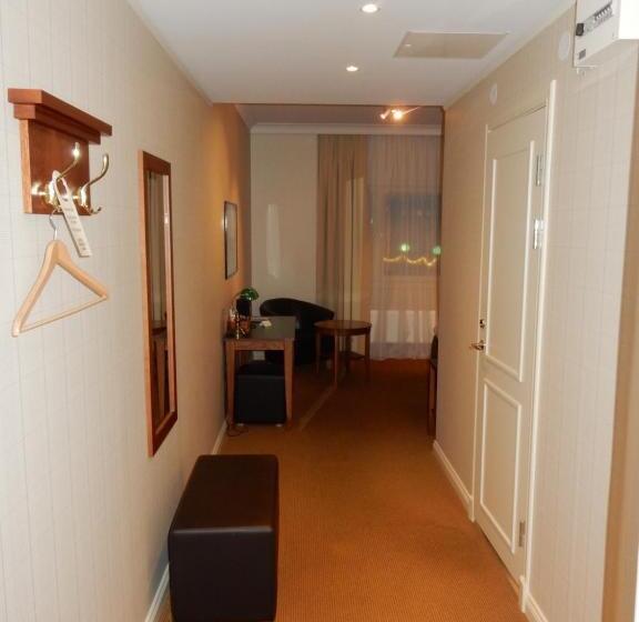 스탠다드 싱글 룸, Bishops Arms Kiruna
