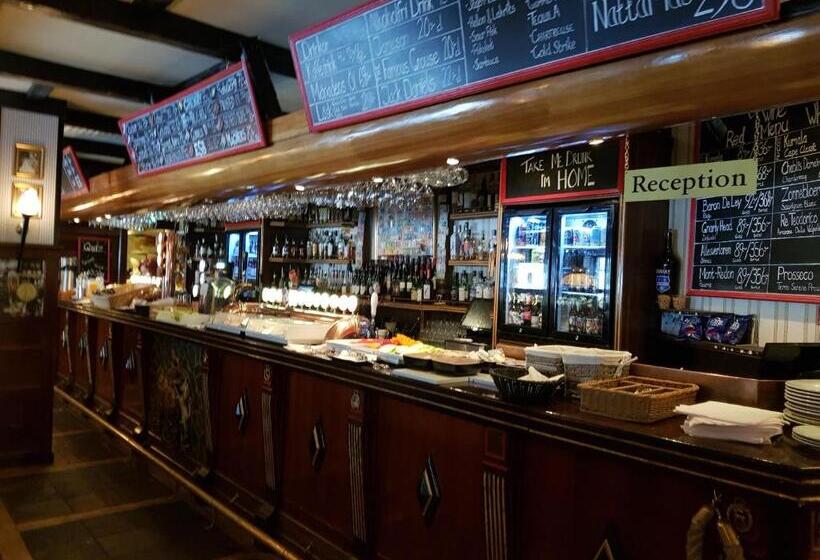 חדר סטנדרט יחיד, Bishops Arms Kiruna