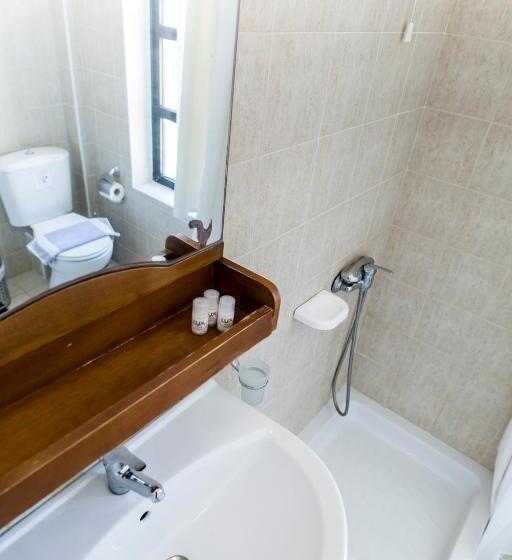 Номер Стандарт Вид на Сад, Creta Aquamarine