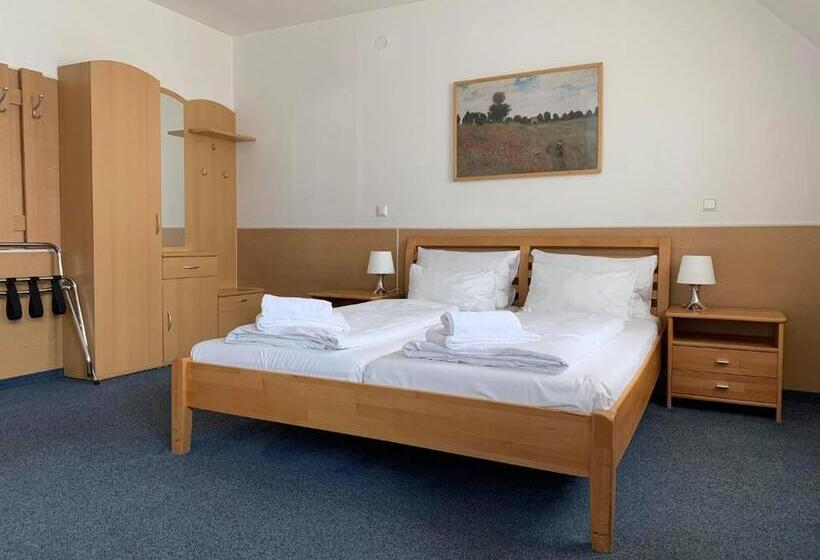 스탠다드 트리플 룸, Donaustadt Kagran At Metro U1