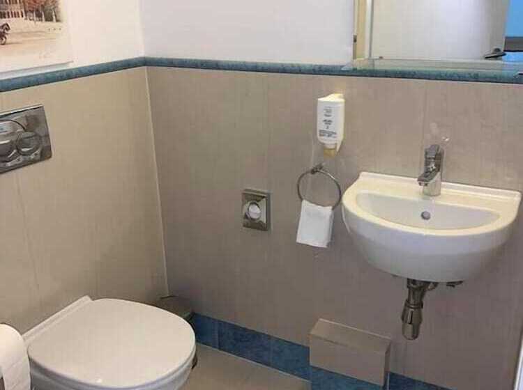 스탠다드 룸, Donaustadt Kagran At Metro U1