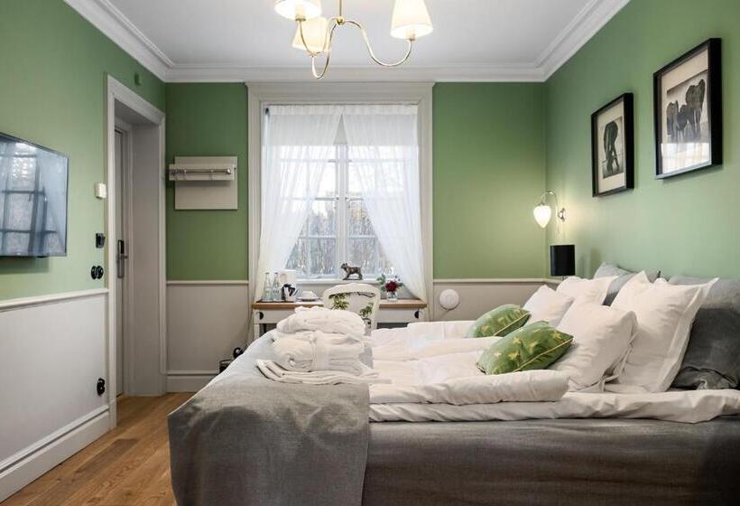 豪华房间, Haringe Slott