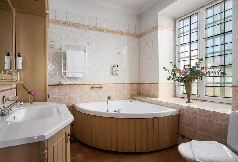 スイート, Haringe Slott