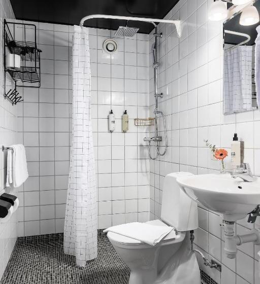 غرفة أساسية, Haringe Slott