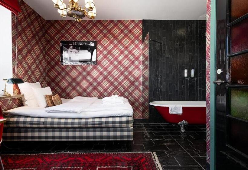 غرفة قياسية فردية, Haringe Slott