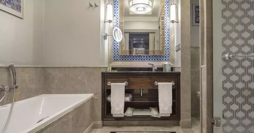 اتاق اجرایی, Hilton Bursa Convention Center & Spa