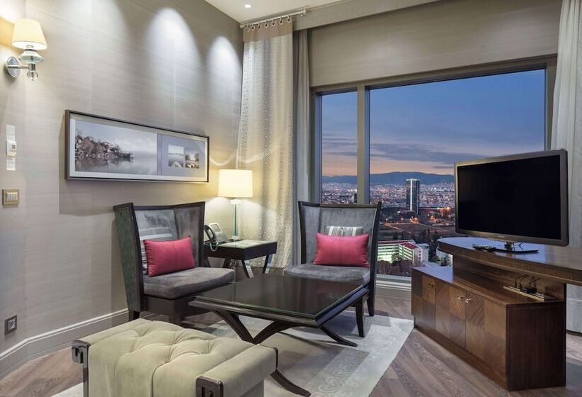 Люкс, Hilton Bursa Convention Center & Spa