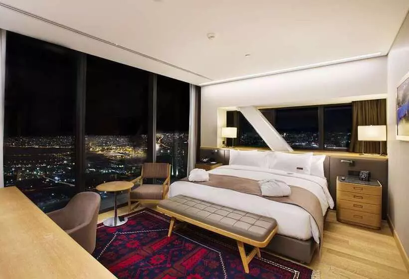 سوییت, Hilton Bursa Convention Center & Spa