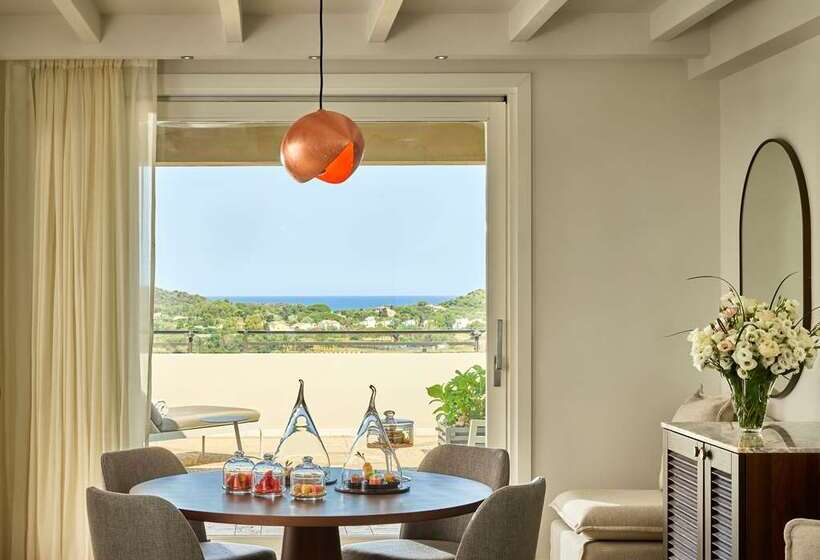 Люкс, Hilton Bursa Convention Center & Spa