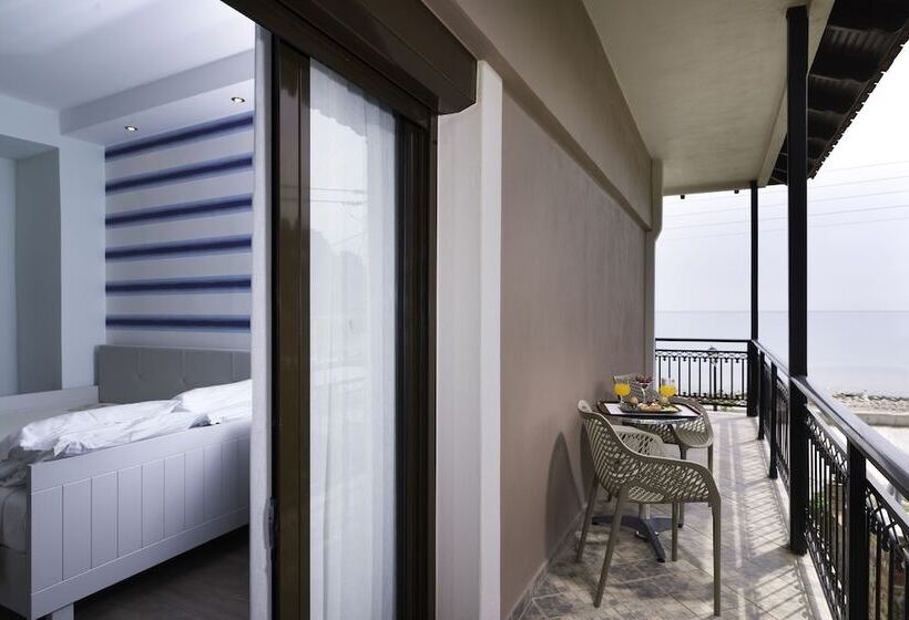 측면 바다 전망 이코노미 룸, Kamelia & Semeli