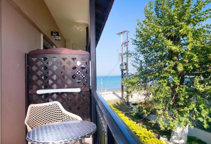 측면 바다 전망 이코노미 룸, Kamelia & Semeli