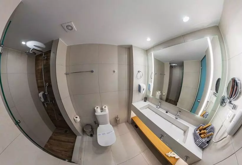 1 Bedroom Maisonette