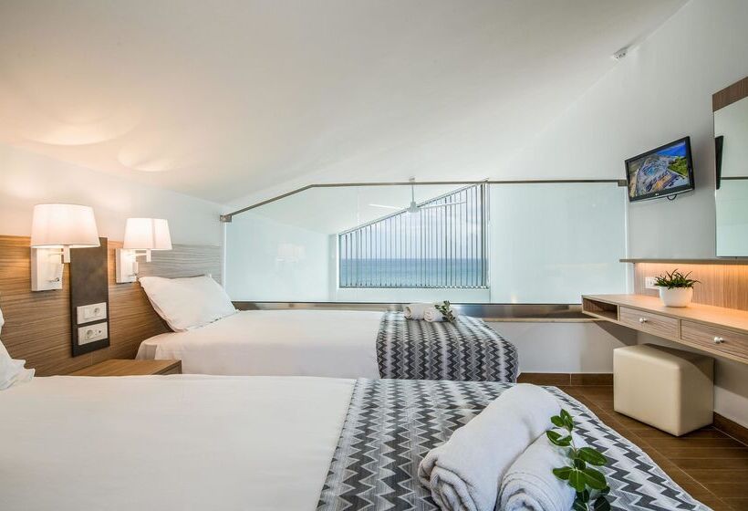 آپارتمان سوپریور 2 خوابه, Kiani Beach Resort Family All Inclusive