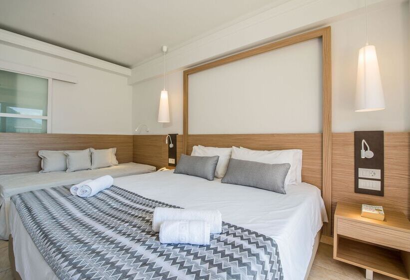 اتاق خانوادگی با چشم‌انداز کوه, Kiani Beach Resort Family All Inclusive