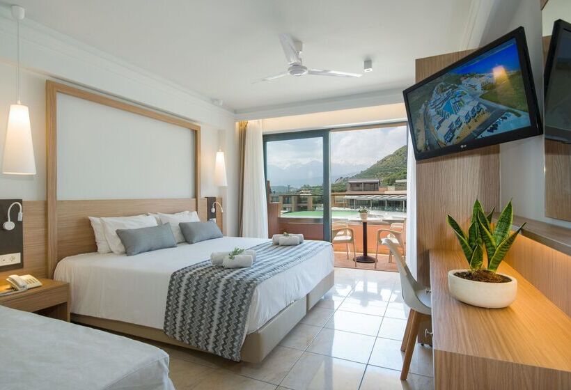 Quarto Familiar Vista Montanha, Kiani Beach Resort Family All Inclusive