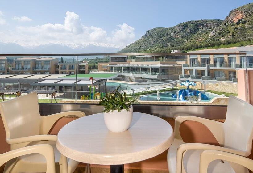 Quarto Familiar Vista Montanha, Kiani Beach Resort Family All Inclusive