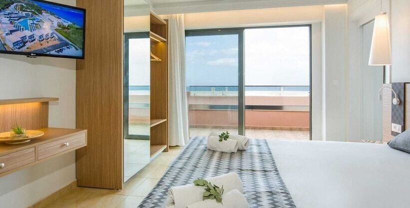 آپارتمان سوپریور 2 خوابه, Kiani Beach Resort Family All Inclusive