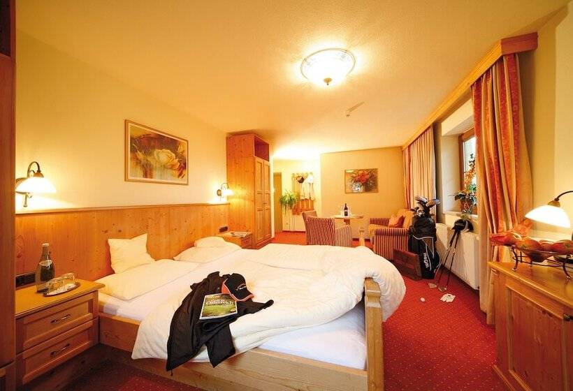 جناح جونيور مطل على الجبل, Loipenstubn