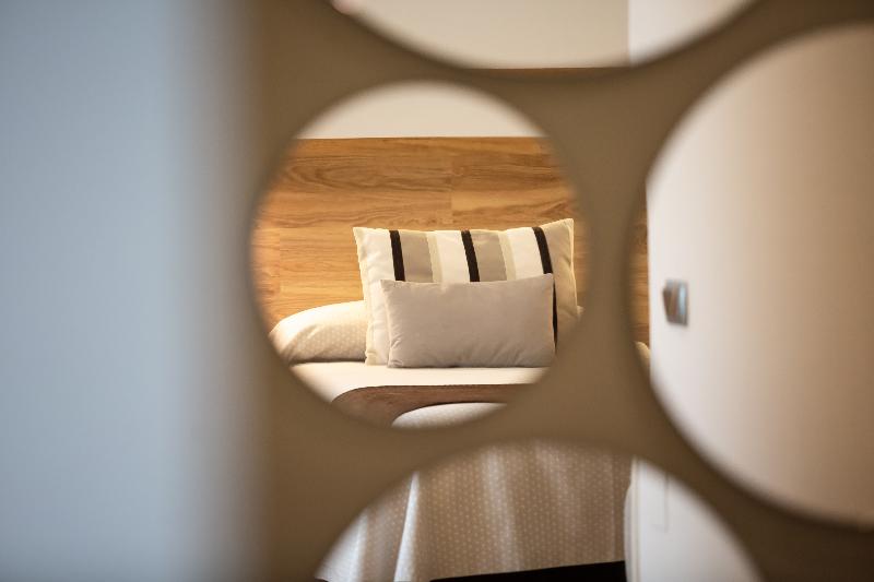 חדר דלוקס, Lunetta