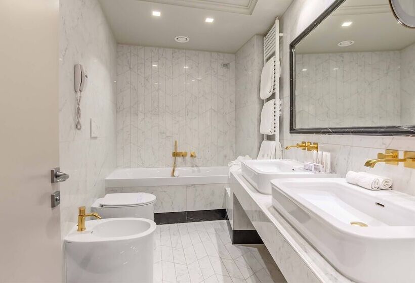 סוויטת ג'וניור, Lunetta