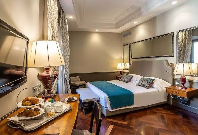 Suite Junior, Lunetta