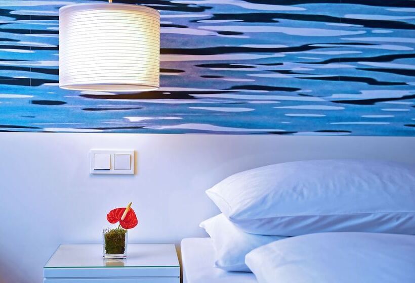 Номер Комфорт, Pestana Berlin Tiergarten