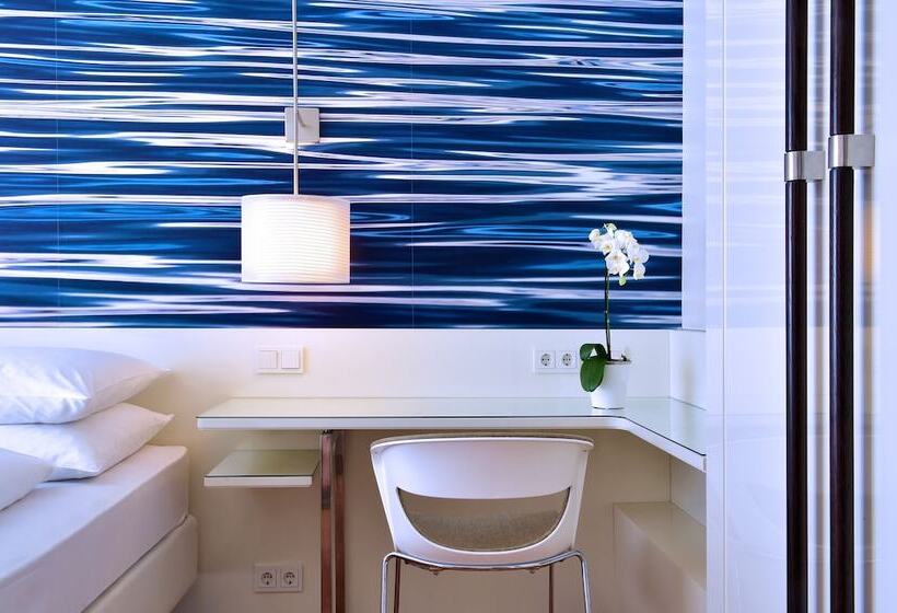 Номер Комфорт, Pestana Berlin Tiergarten