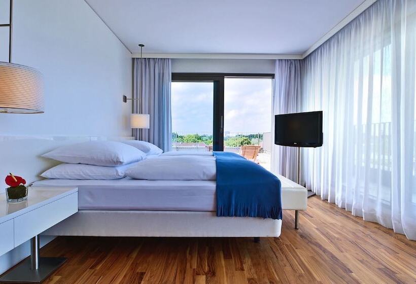 Номер Executive, Pestana Berlin Tiergarten