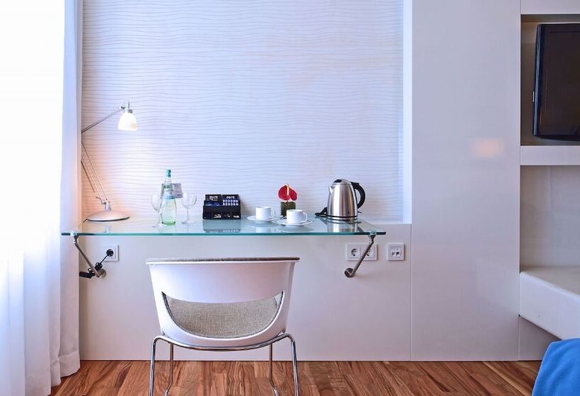 Номер Deluxe, Pestana Berlin Tiergarten