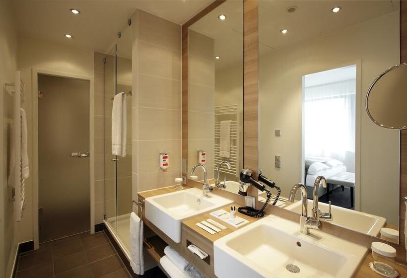 Business-Zimmer, H4 Hotel Berlin Alexanderplatz